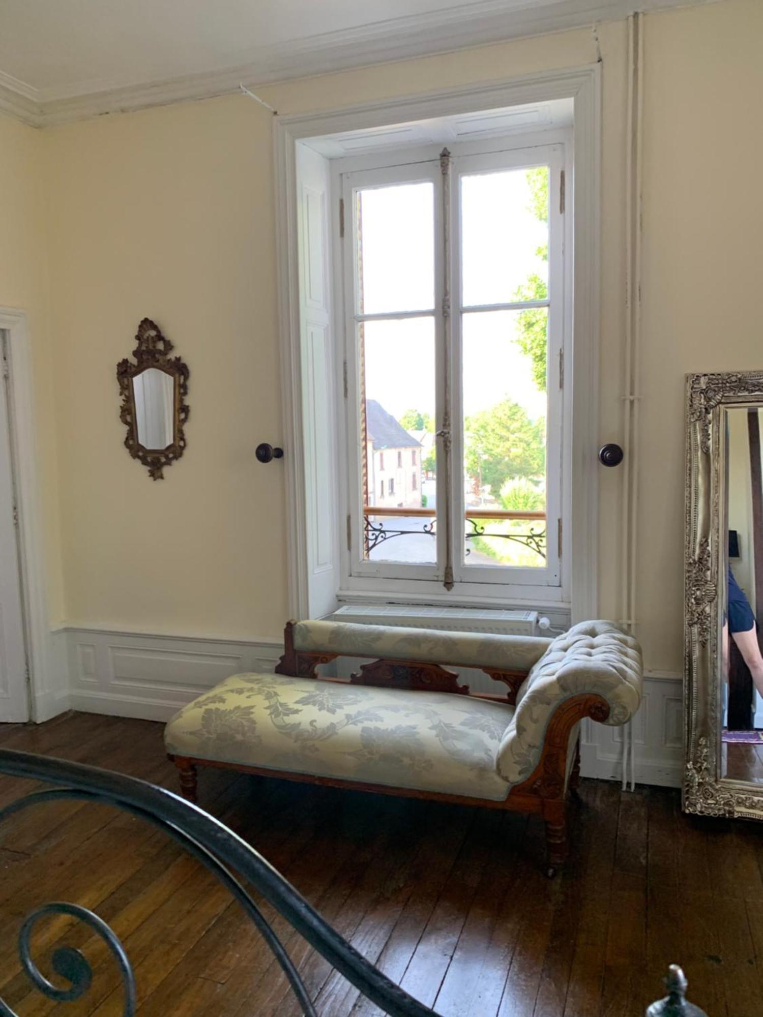 Le Chateau Giat Dış mekan fotoğraf